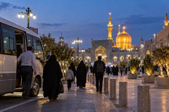 رسیدن سرویس هتل به حرم امام رضا