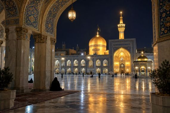 زیارت خلوت حرم امام رضا در نیمه‌شب