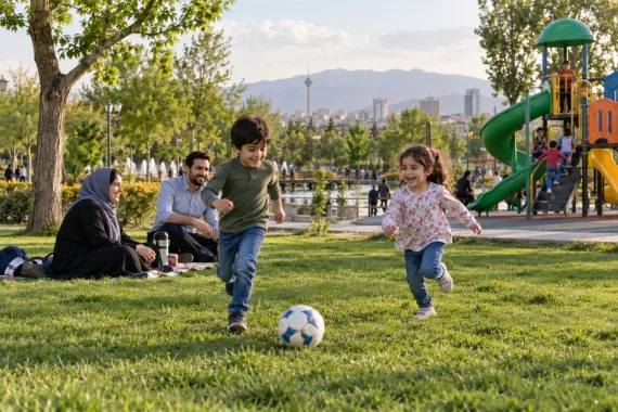 پارک ملت مشهد برای بازی کودکان